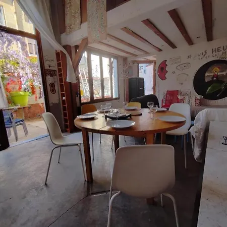 Mini Immeuble En Entier Avec Jardin Cote Parc *