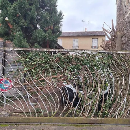 Apartament Mini Immeuble En Entier Avec Jardin Cote Parc Vichy