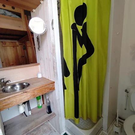 Mini Immeuble En Entier Avec Jardin Cote Parc * Vichy